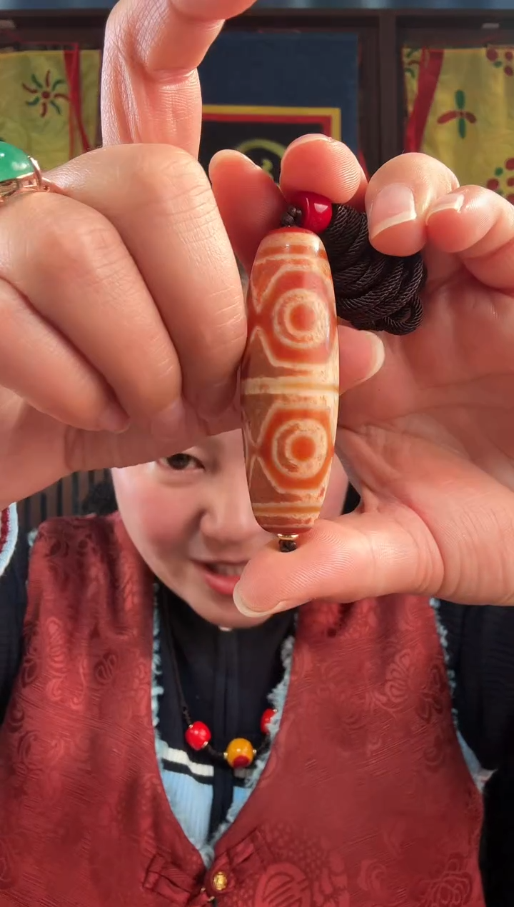 无非金属藏地红肉6眼古珠