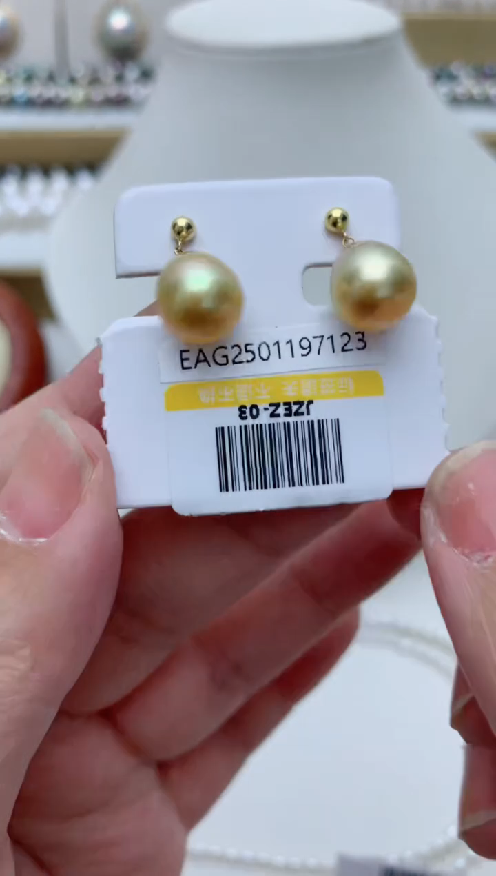 【闪购商品】海水珍珠耳饰18K金镶嵌w55 