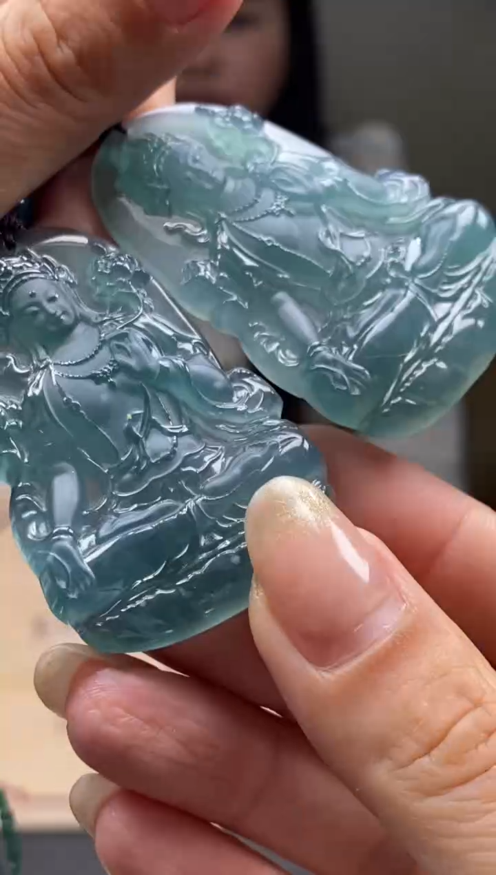 【闪购商品】翡翠未镶嵌颈饰多样性发货【只发一件】*q76