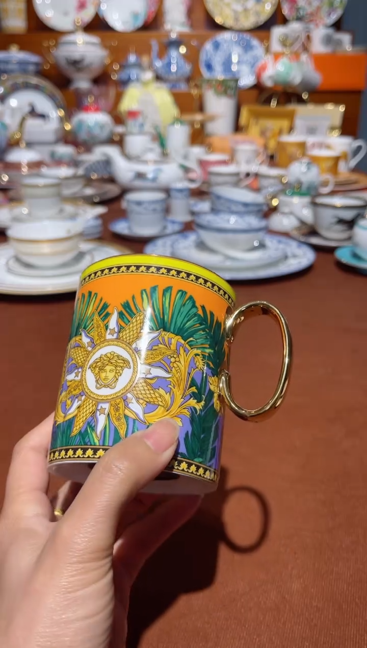 【闪购商品】瓷片 范雨林马克杯······