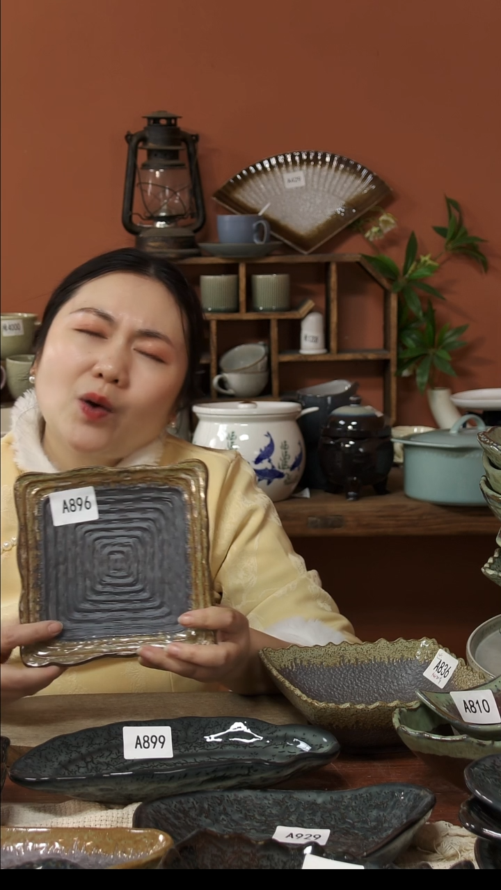 陶瓷A896 一只粗陶复古方盘17.5*2微瑕