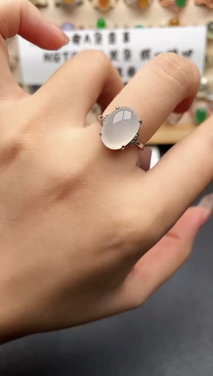 银S925镶嵌戒指翡翠一物一证一礼盒