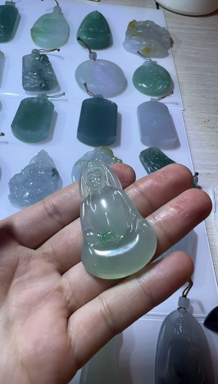 【闪购商品】定制翡翠未镶嵌素衣