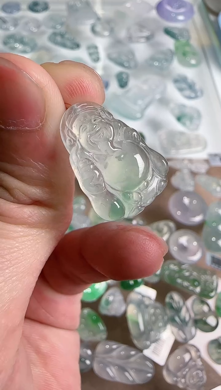 【闪购商品】翡翠吊坠(不含链)未镶嵌··