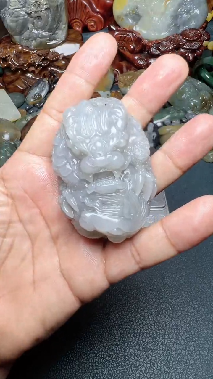 和田玉未镶嵌把件-