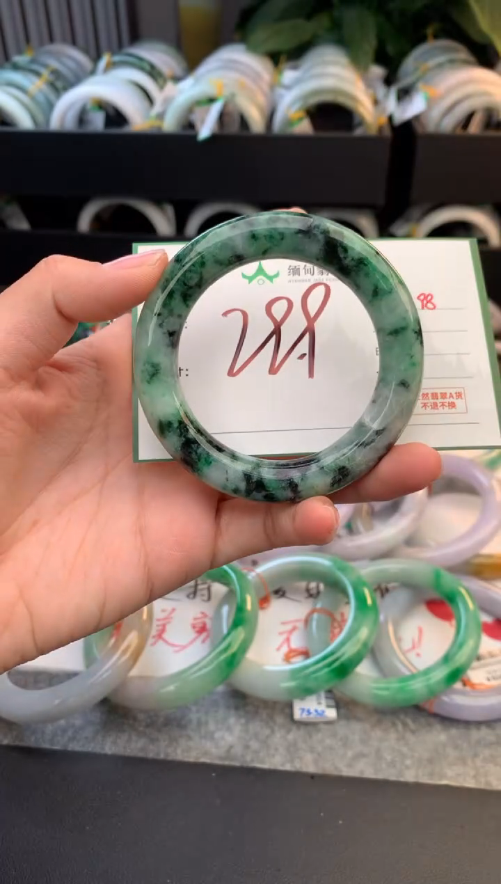 未镶嵌定制翡翠肉*子毛货需精细抛光+多人