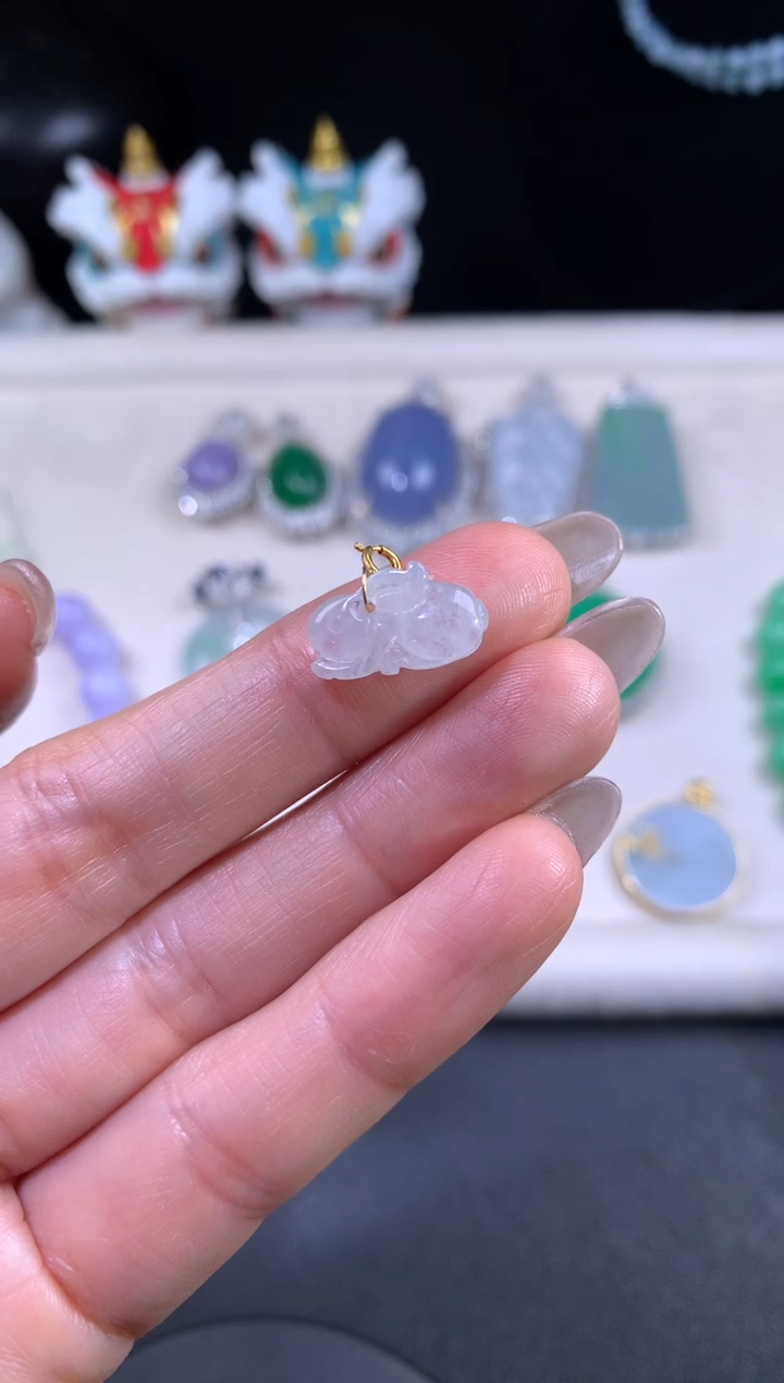 吊坠(不含链)18K金镶嵌翡翠 