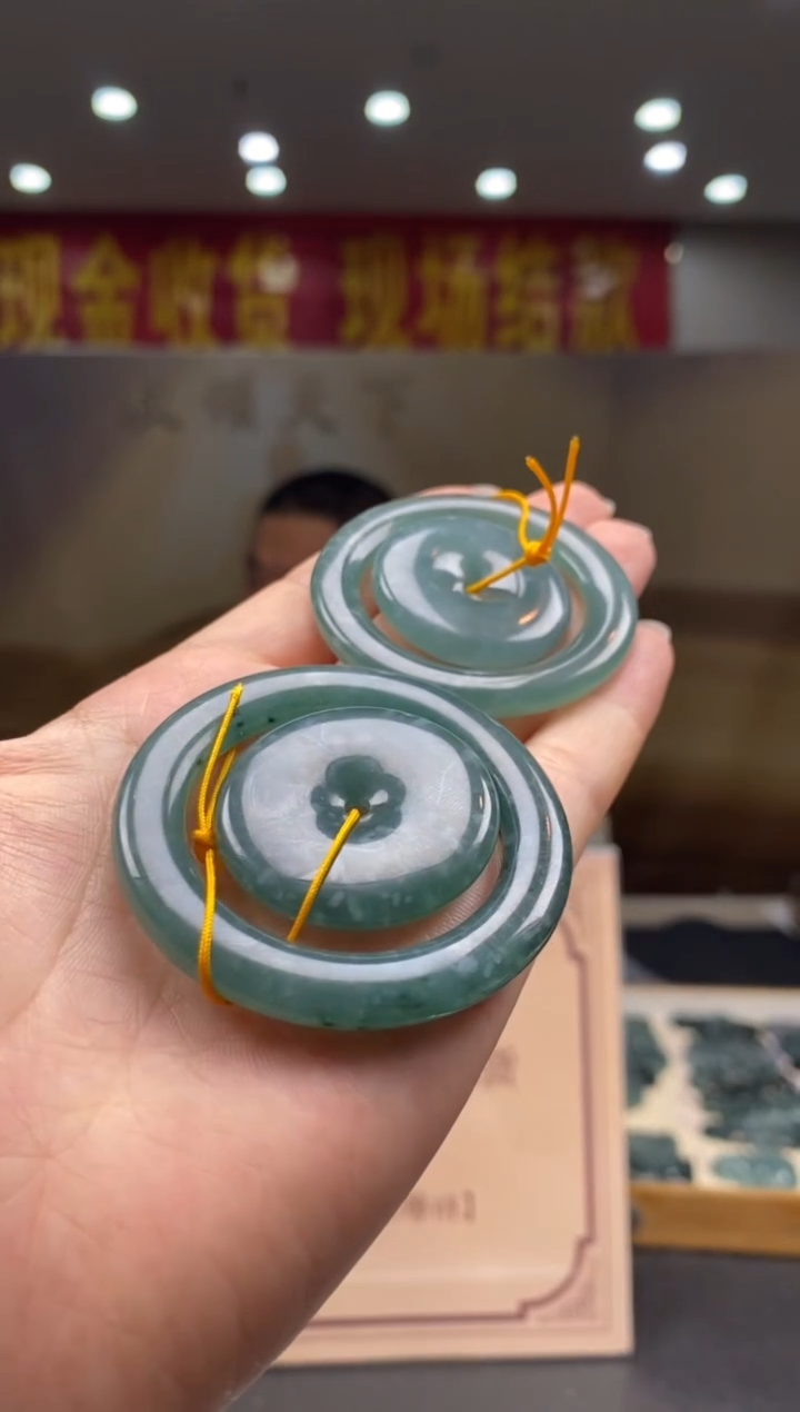 【闪购商品】定制翡翠未镶嵌多样性发货【只发一件】*q15