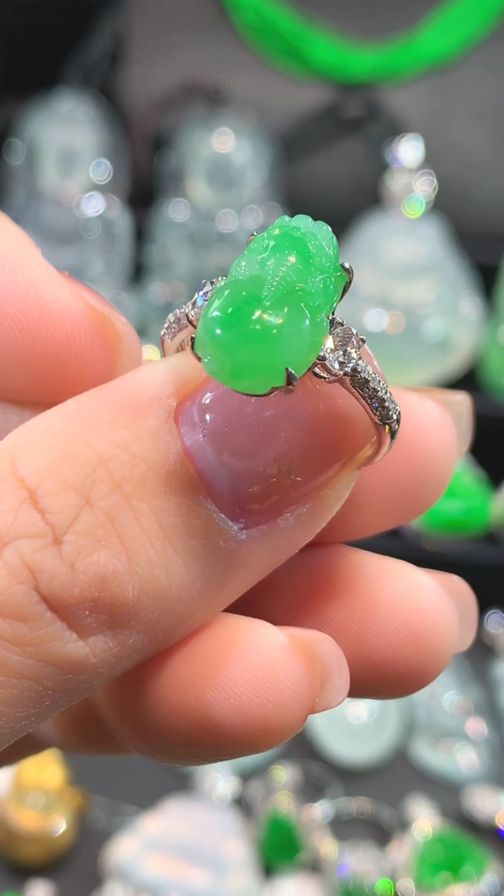 【闪购商品】翡翠戒指18K金镶嵌戒指