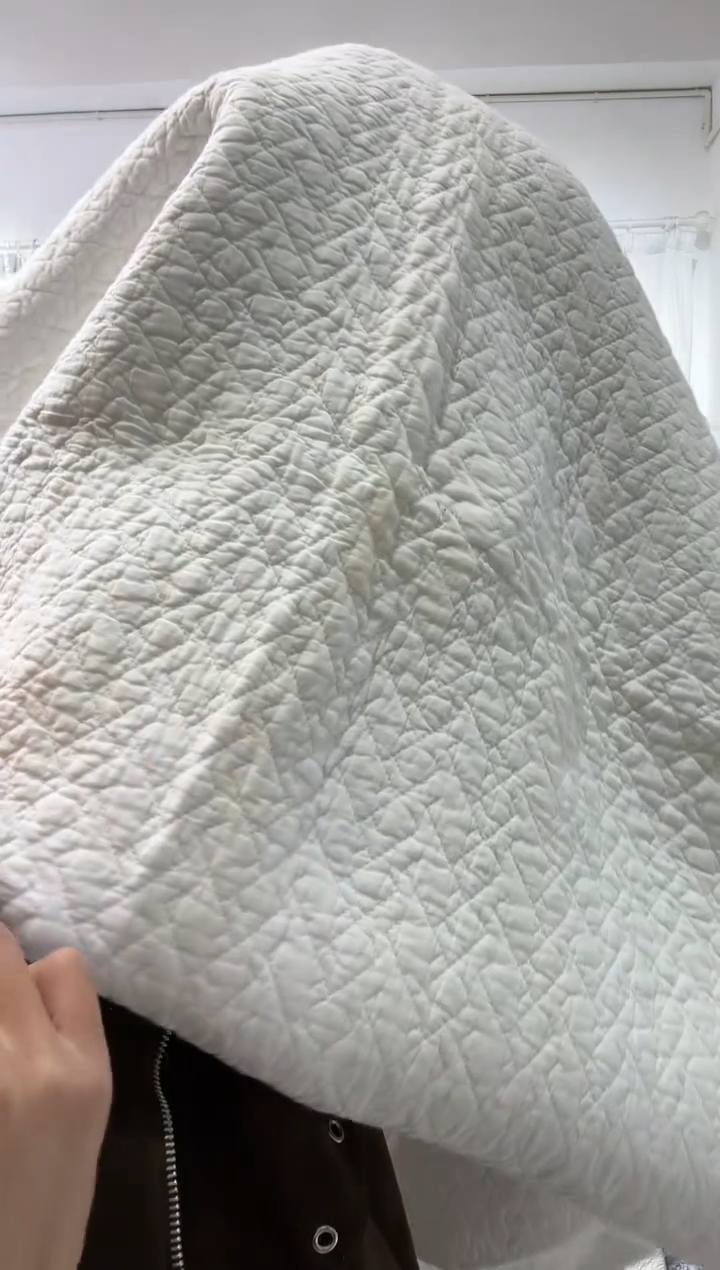 棉230*230纯棉床盖9号脏迹瑕疵