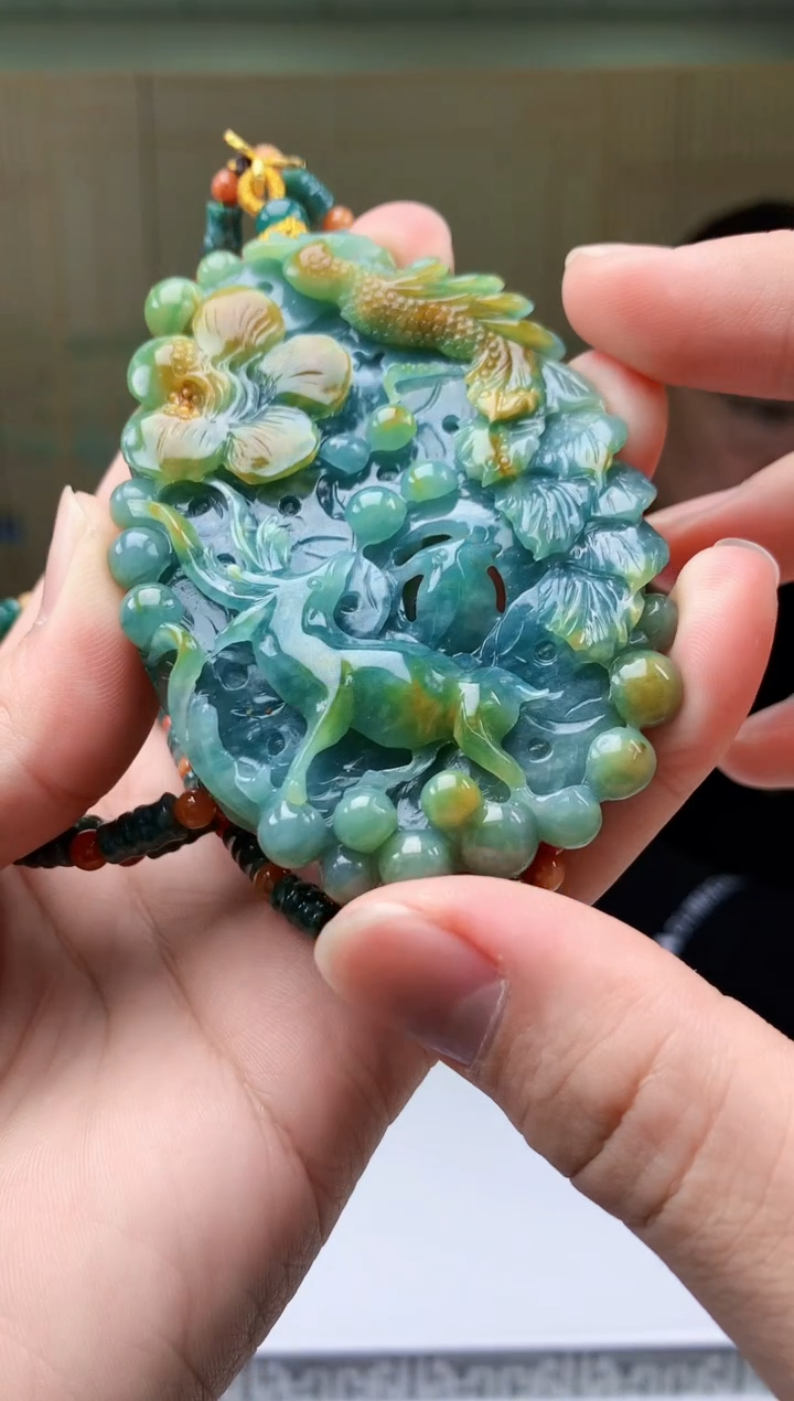 【闪购商品】定制翡翠未镶嵌5152bb-毛货挂件