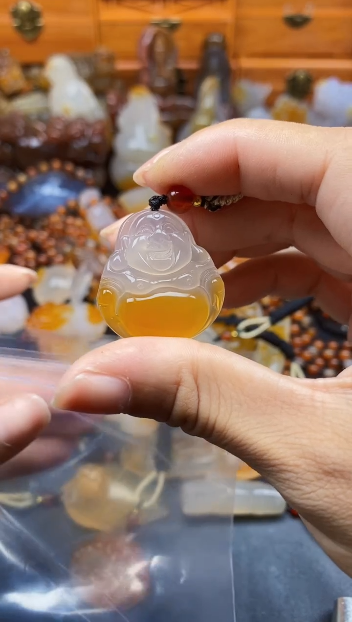 未镶嵌1玛瑙/玉髓沈*鑫ll
