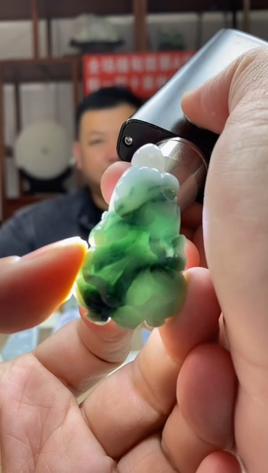 【闪购商品】翡翠吊坠(不含链)未镶嵌翡翠A货2025/2/14