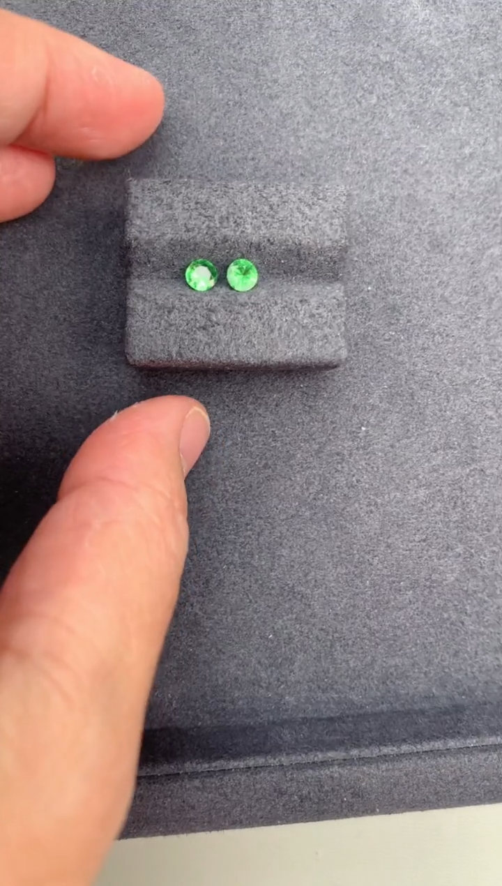 【闪购商品】石榴石（沙弗莱）裸石未镶嵌40分沙弗莱