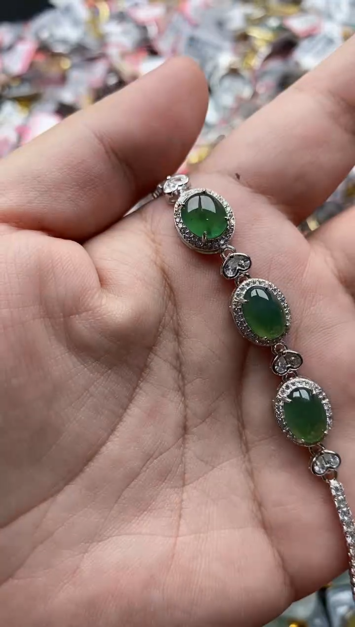 【闪购商品】翡翠戒指银S925镶嵌1111111      4