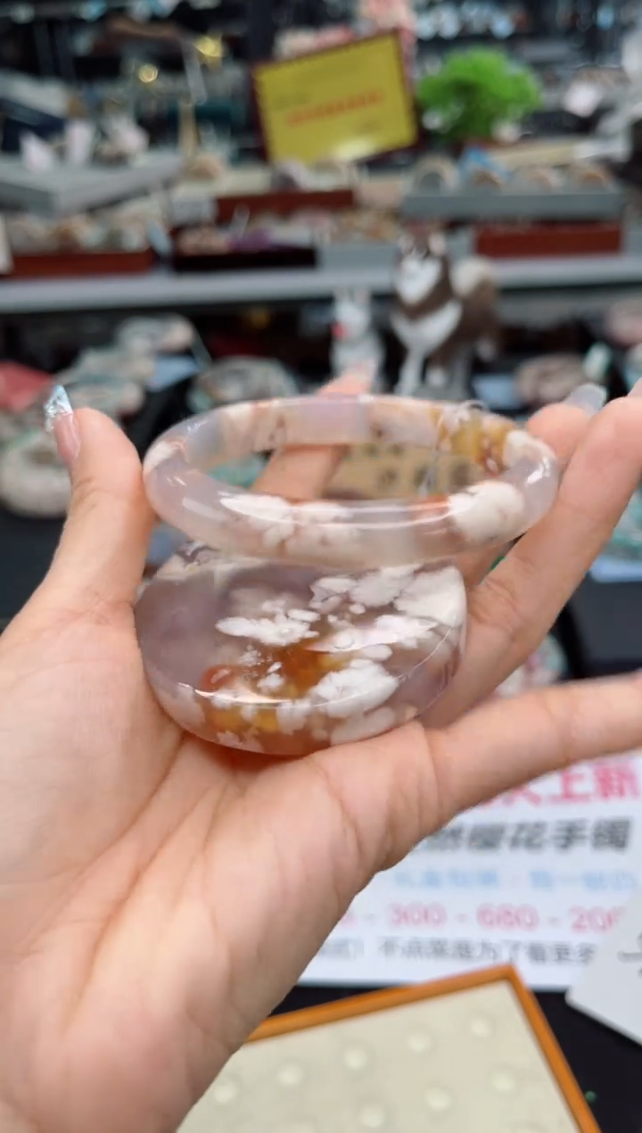 【闪购商品】石英质玉手镯未镶嵌64圈口（赠品镯心）S901