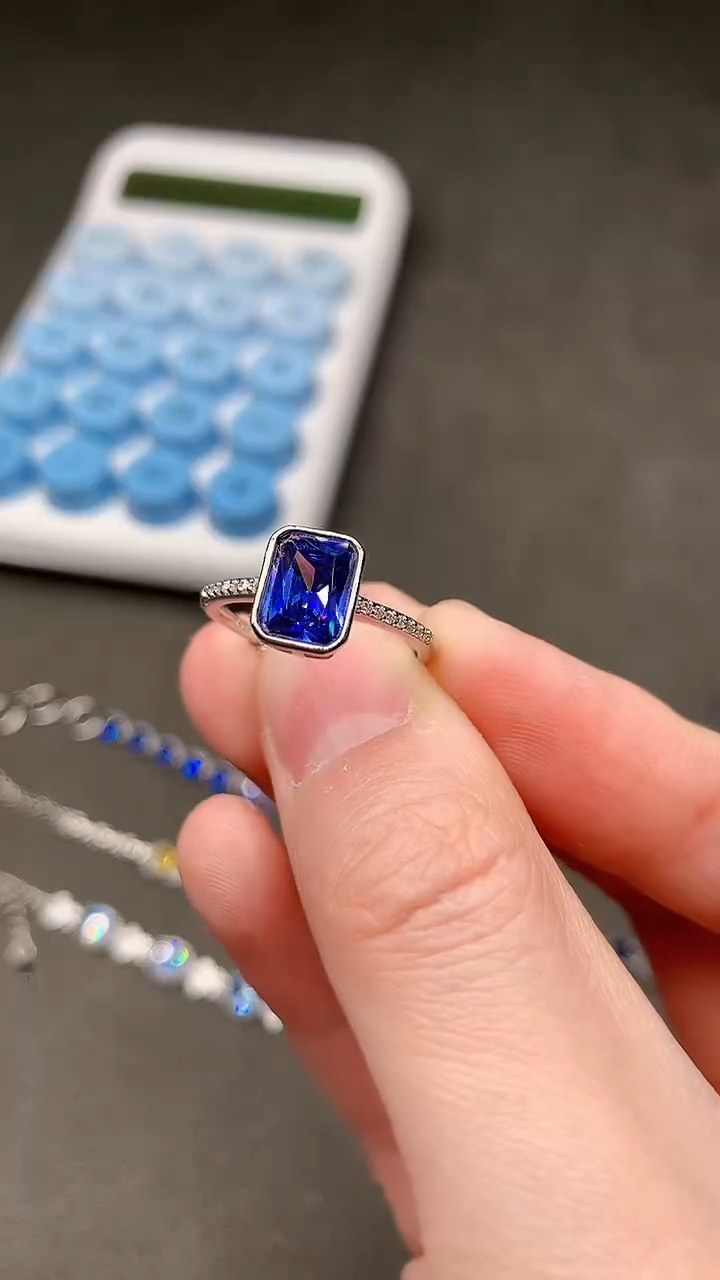 【闪购商品】坦桑石戒指银S925镶嵌.........