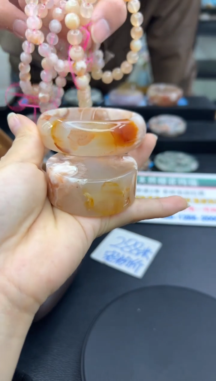 【闪购商品】石英质玉手镯未镶嵌C150(56圈赠送镯心)