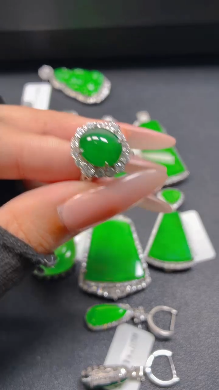 吊坠(不含链)银S925镶嵌翡翠1