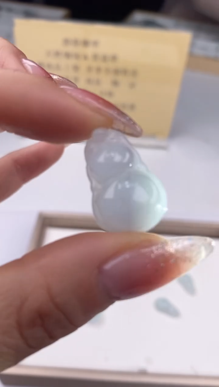 【闪购商品】翡翠吊坠(赠链)未镶嵌27863/静静聊翠