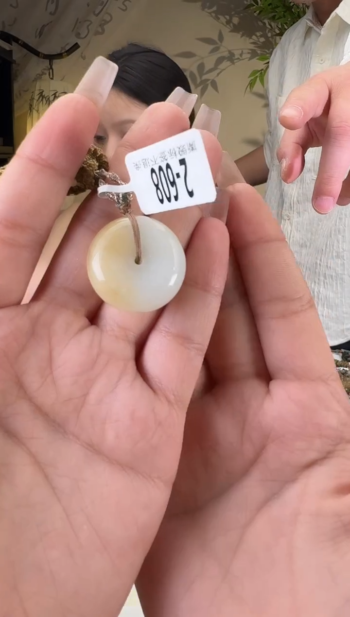 和田玉未镶嵌颈饰2-608