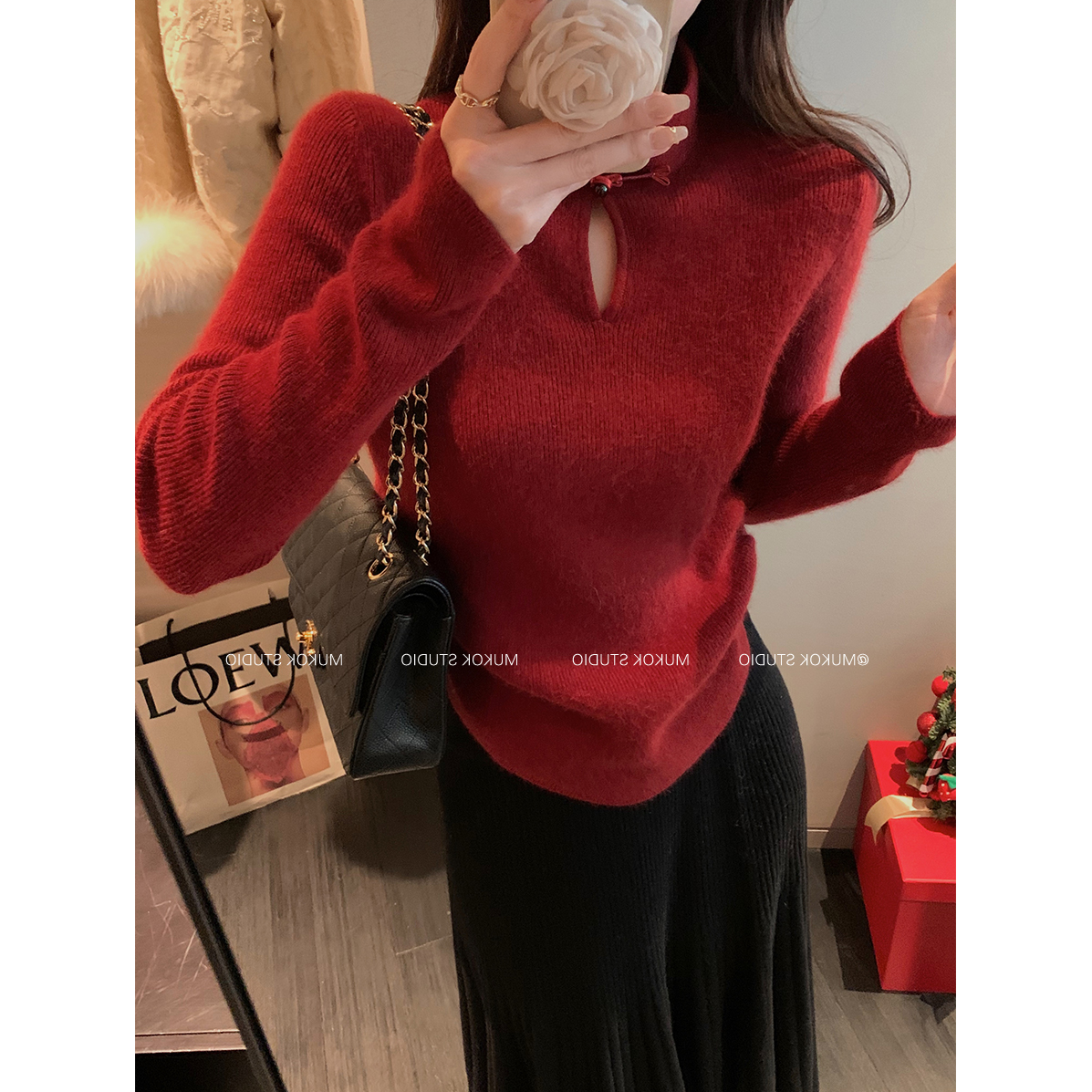 新中式国风盘扣上衣女秋冬设计感别致内搭针织打底衫修身套头毛衣