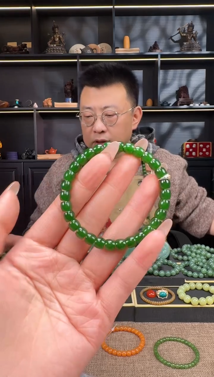 【闪购商品】和田玉1未镶嵌7mm碧玉极致手串