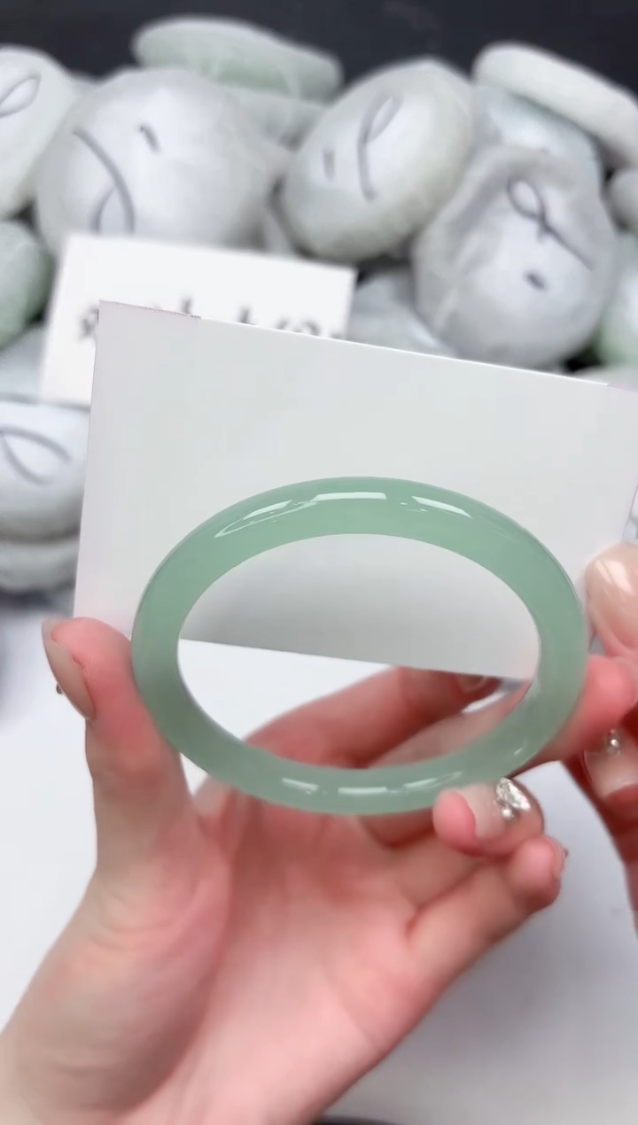 未镶嵌手镯石英质玉195-57