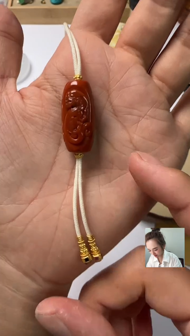 南红玛瑙配饰18K金镶嵌南红配饰