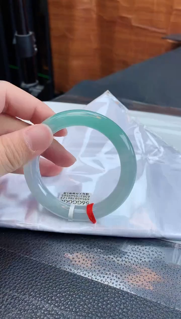 【闪购商品】翡翠手镯未镶嵌缅甸天然翡翠A货手镯