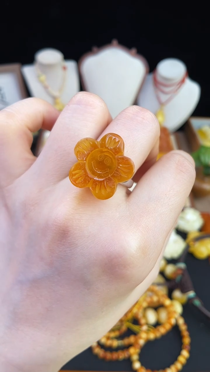 琥珀未镶嵌珠宝奇石柒月