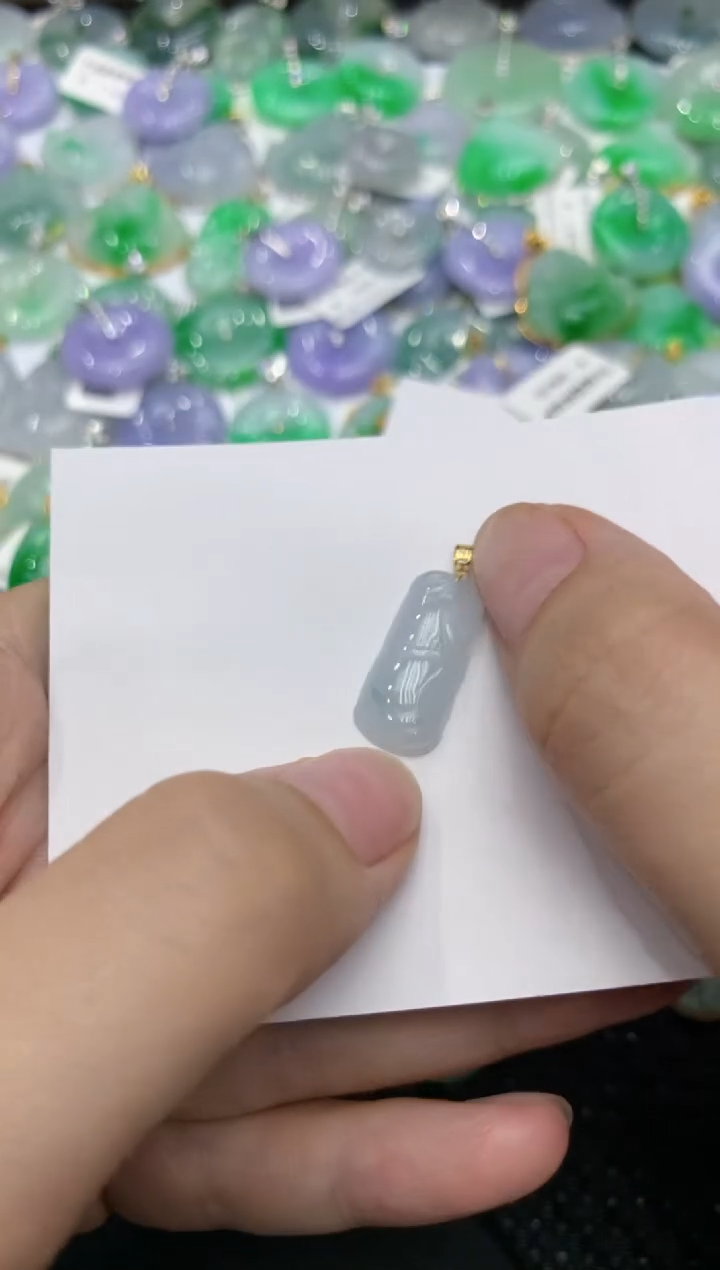 【闪购商品】翡翠颈饰18K金镶嵌1111111111