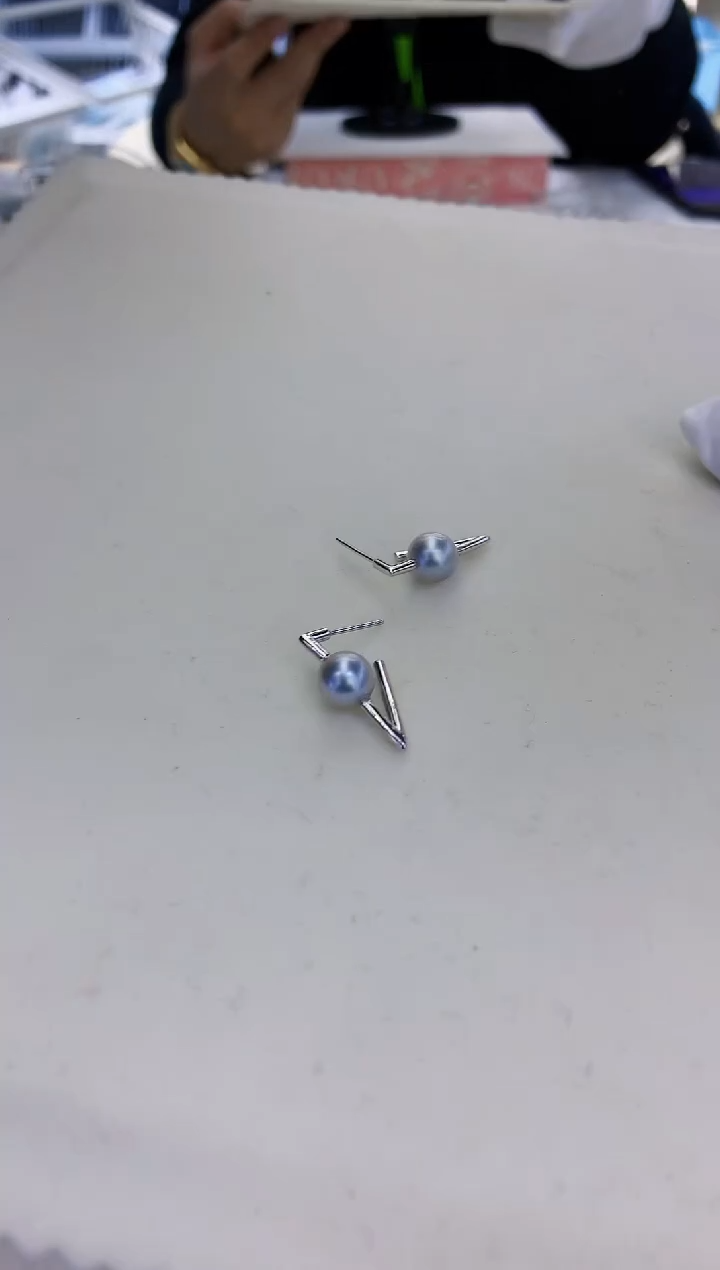 银S925镶嵌饰品海水珍珠真多麻色设计款耳饰