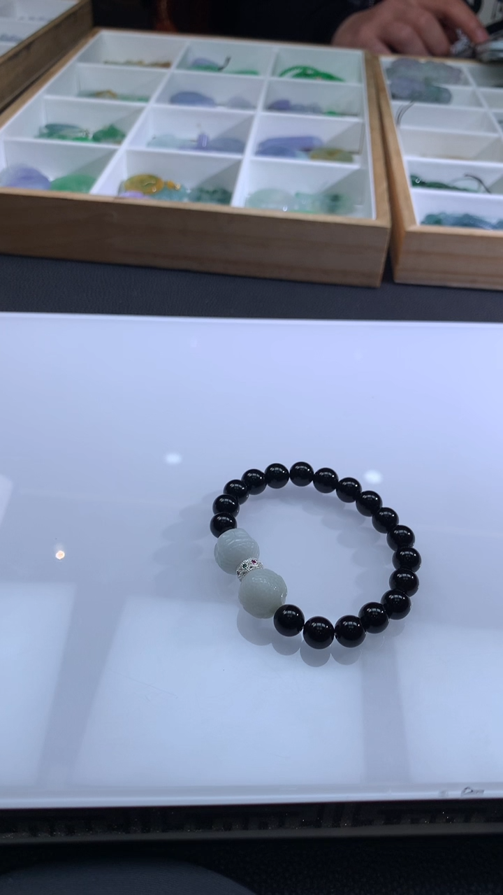 【闪购商品】翡翠手链未镶嵌翡翠