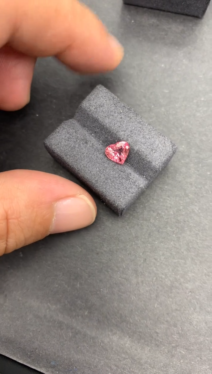 【闪购商品】碧玺裸石未镶嵌1克拉