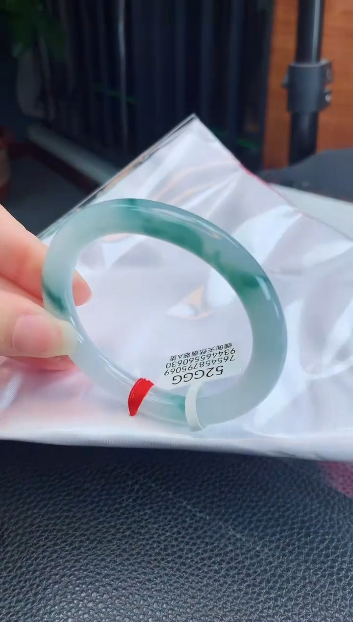 【闪购商品】翡翠手镯未镶嵌缅甸天然翡翠A货手镯