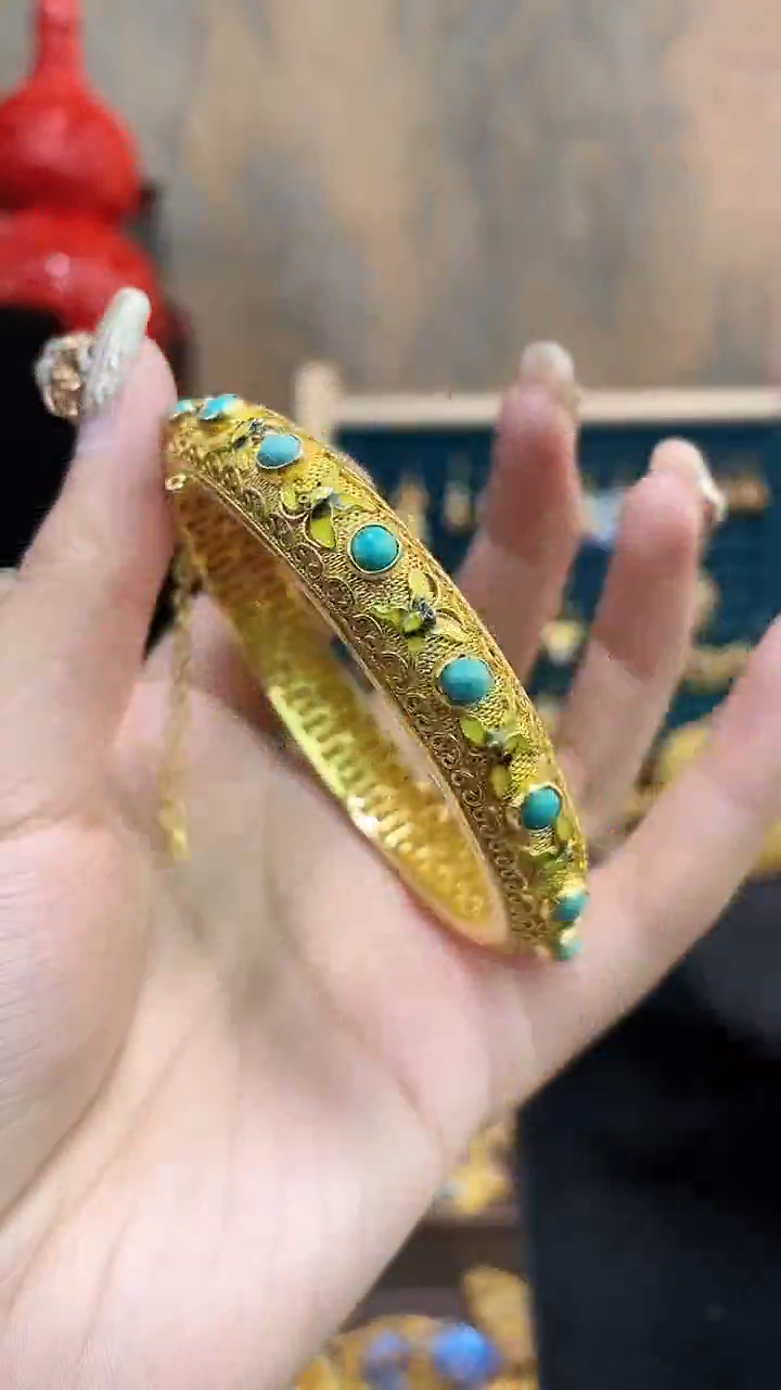 非遗手工花丝镶嵌镯子