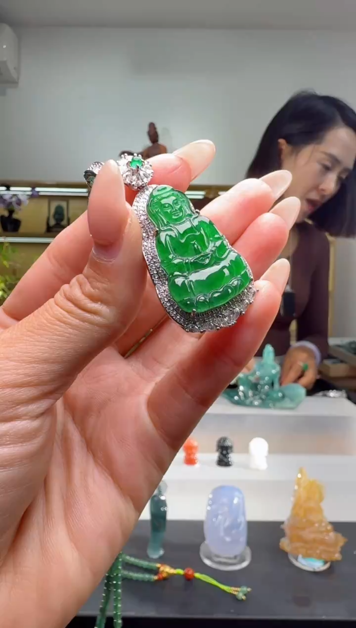 吊坠(不含链)未镶嵌翡翠观音