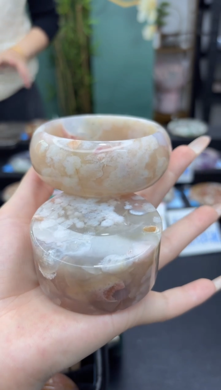 石英质玉未镶嵌手镯A11148(61圈赠送镯心)