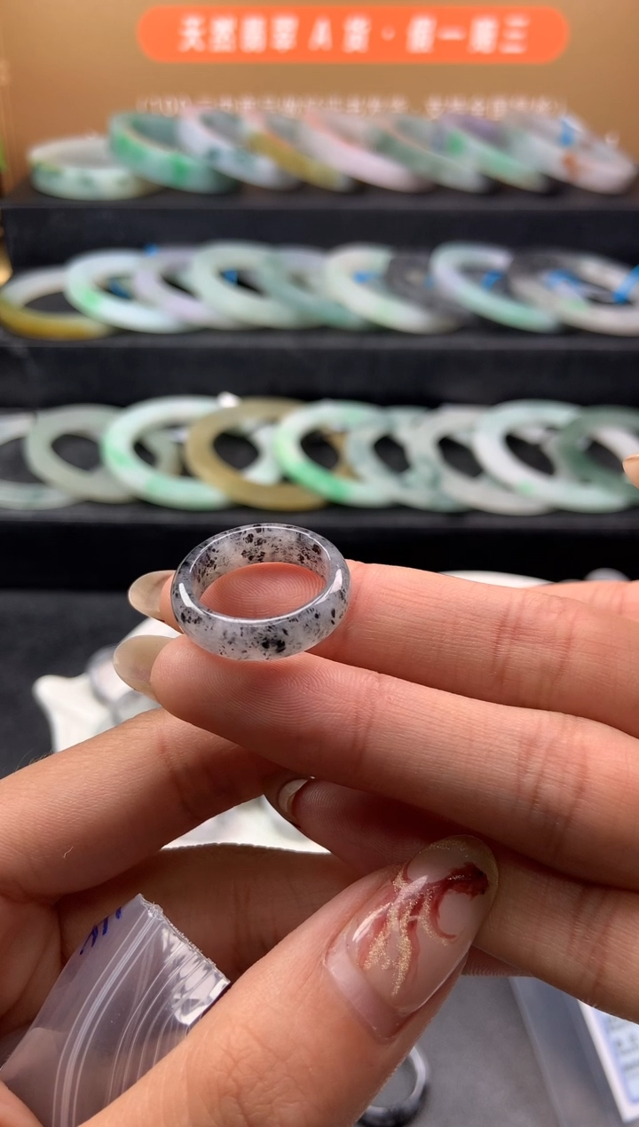 【闪购商品】翡翠戒指未镶嵌戒圈