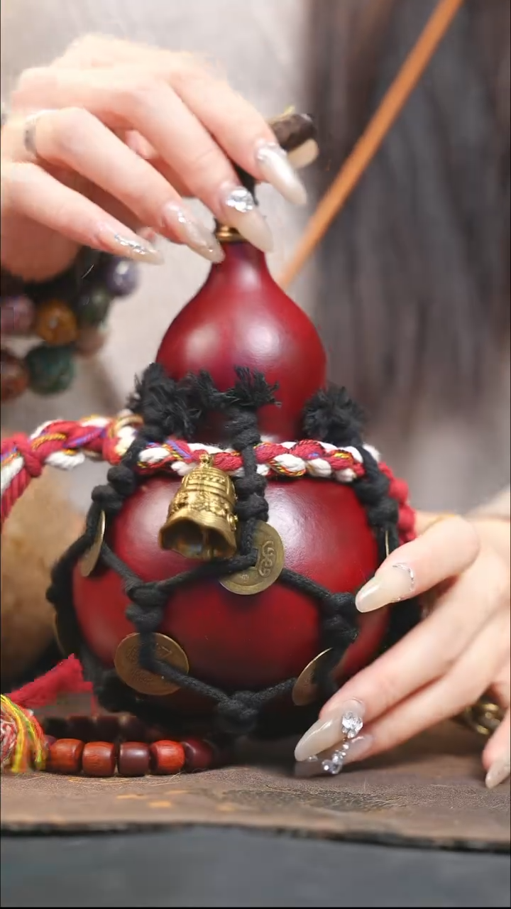 【闪购商品】XQ259大漆酒葫芦不包手串及旋转底座