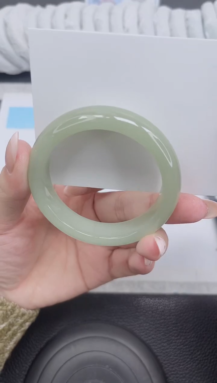 未镶嵌手镯石英质玉42-54.2