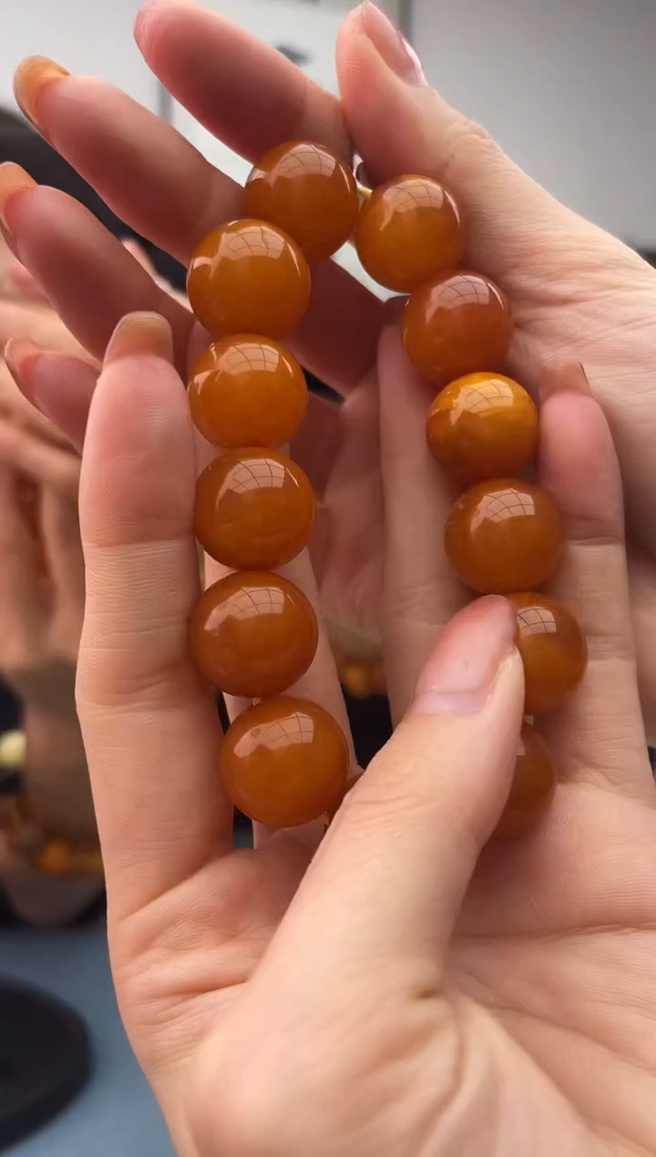 【闪购商品】蜜蜡珠宝奇石未镶嵌微瑕假一罚十，032.16