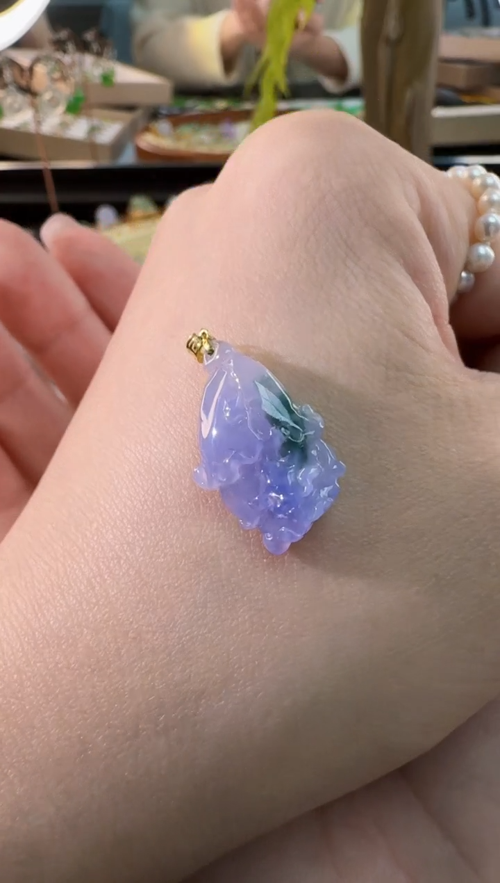 【闪购商品】翡翠颈饰18K金镶嵌缅甸翡翠A货吊坠