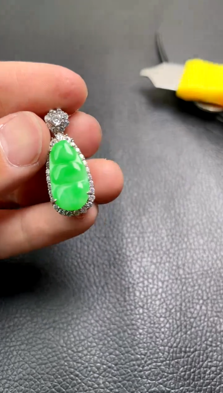 【闪购商品】翡翠吊坠(不含链)银S925镶嵌吊坠