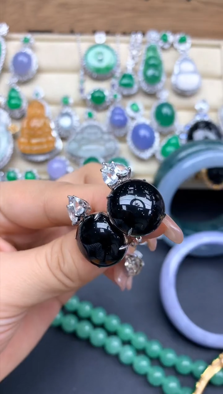 颈饰18K金镶嵌翡翠321-中国好珍宝