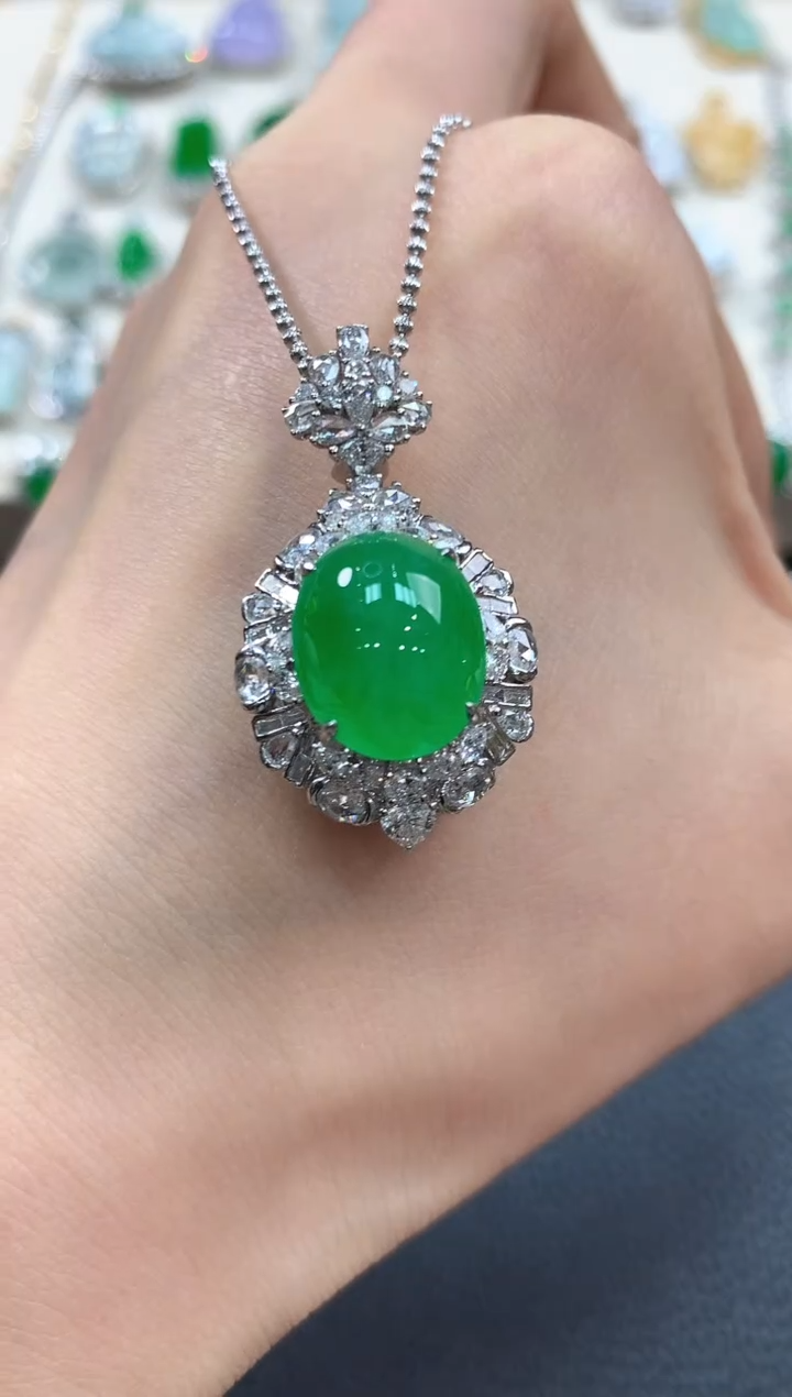 【闪购商品】翡翠吊坠(不含链)18K金镶嵌m79       