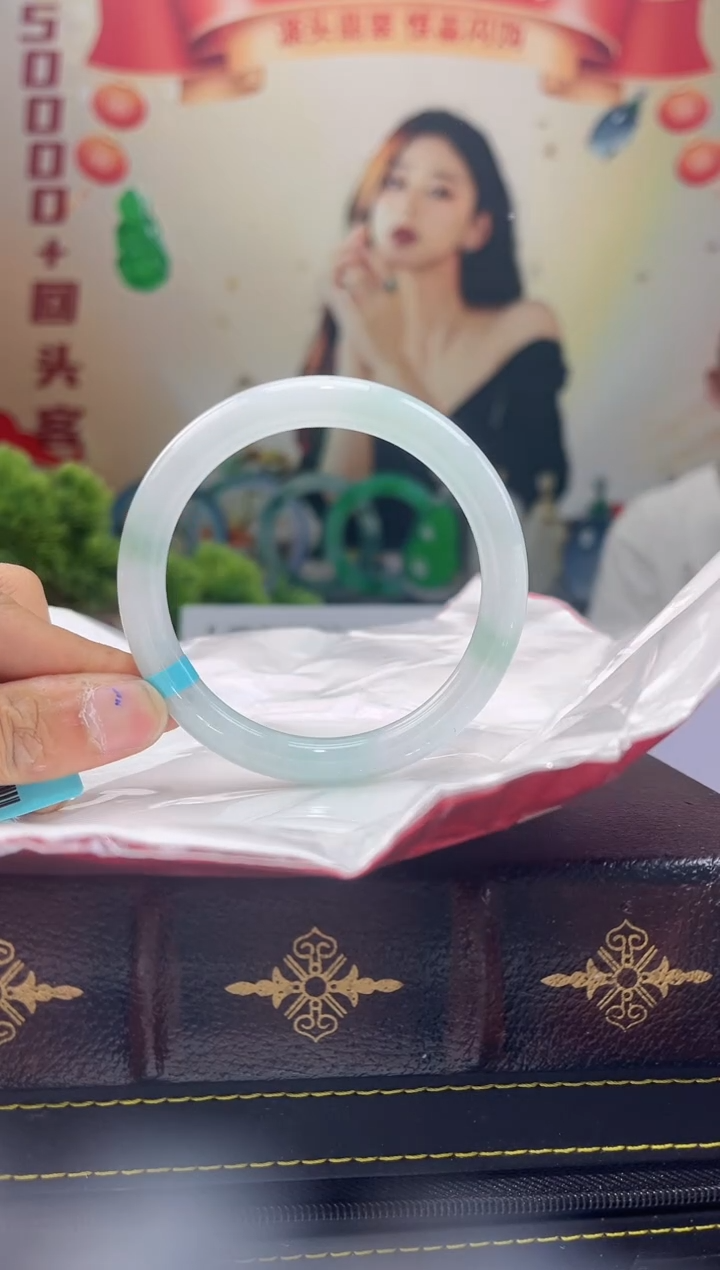 【闪购商品】翡翠手镯未镶嵌手镯17