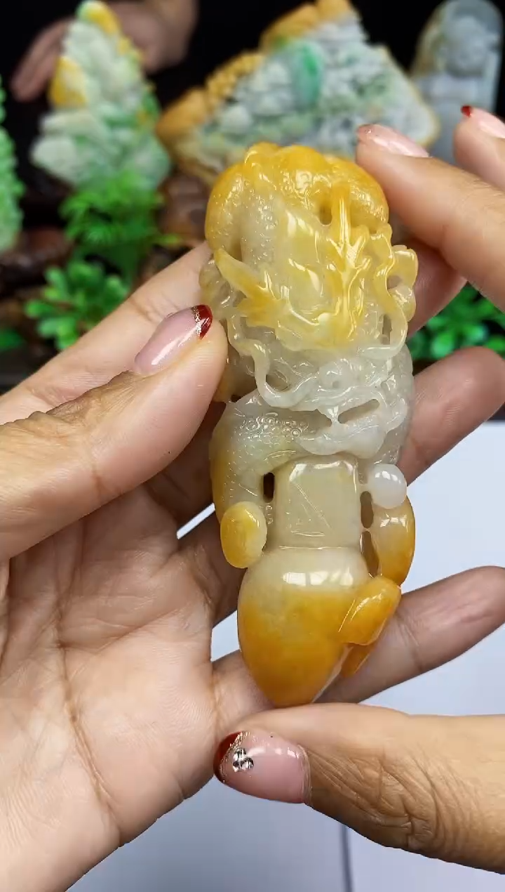 【闪购商品】翡翠颈饰未镶嵌翡翠A货