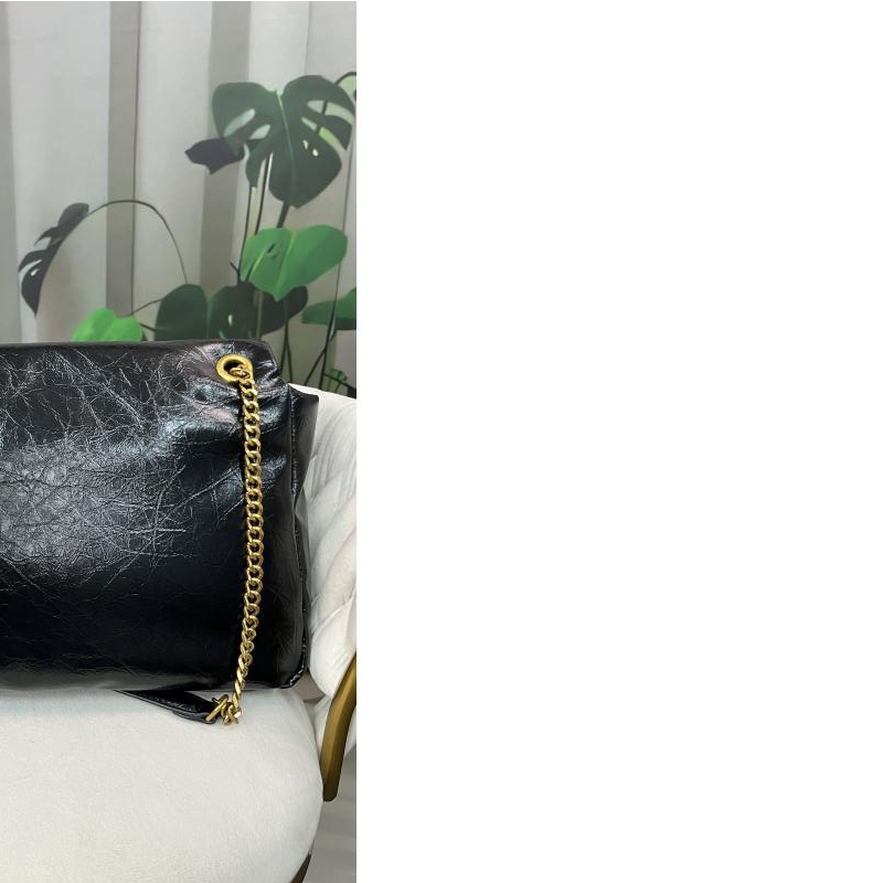 真皮女包油蜡大枕包黑色0753